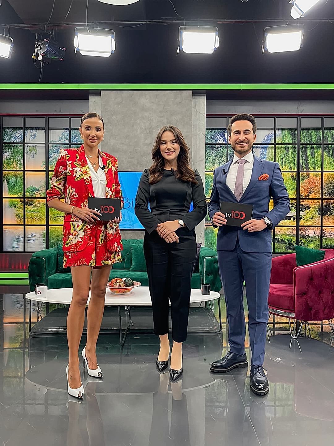 TV100 Ekranlarında Biz Bize programında Özge Ulusoy İle Boşanma Davaları Hakkında Konuştuk
